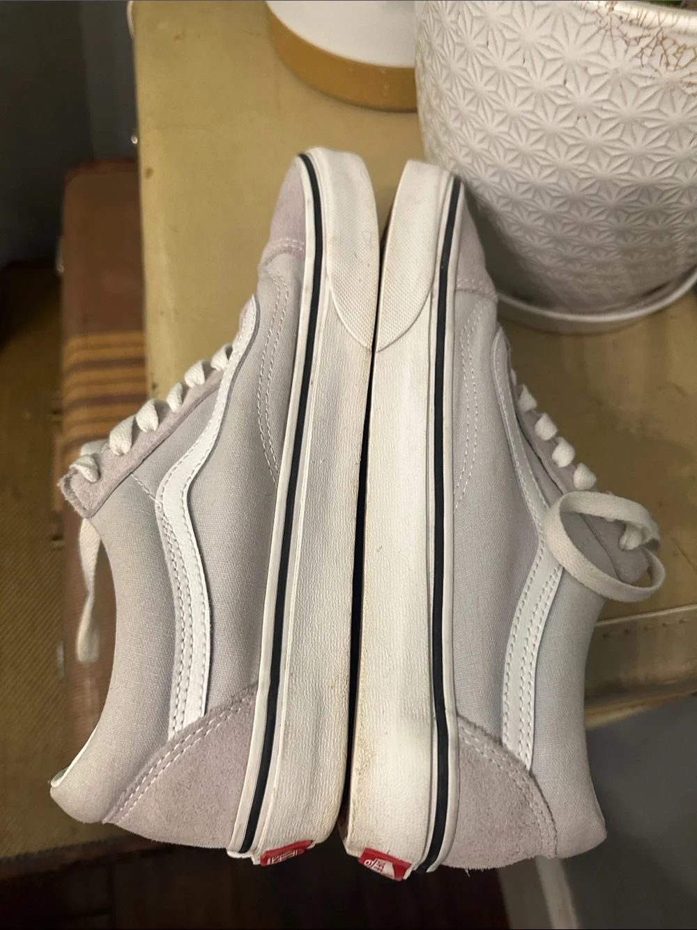 Vans Old Skool Classics Gray Suede Canvas Sneakers – Men’s 8 / Women’s 9.5